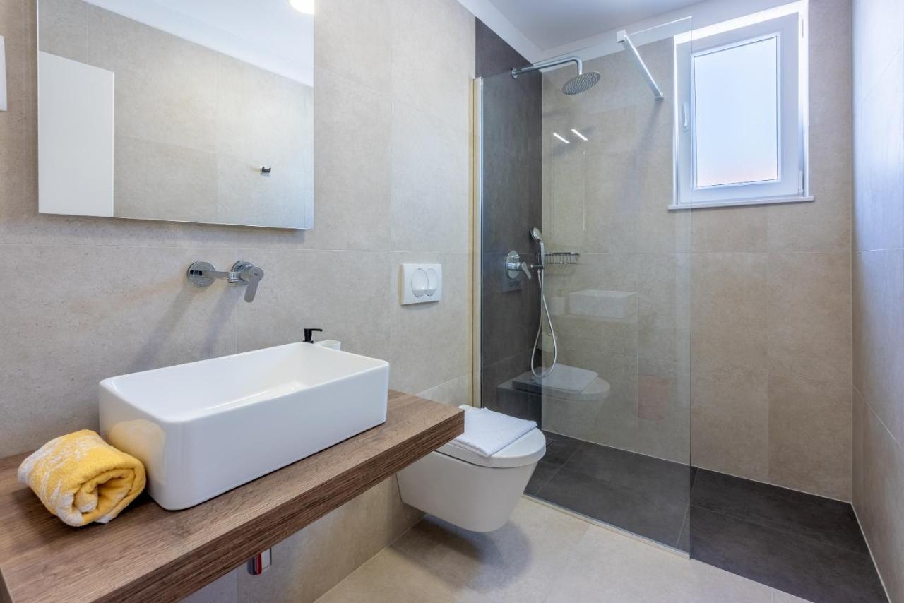 Luxury Apartments Lovorka 3 & 4***/**** Селце Екстериор снимка