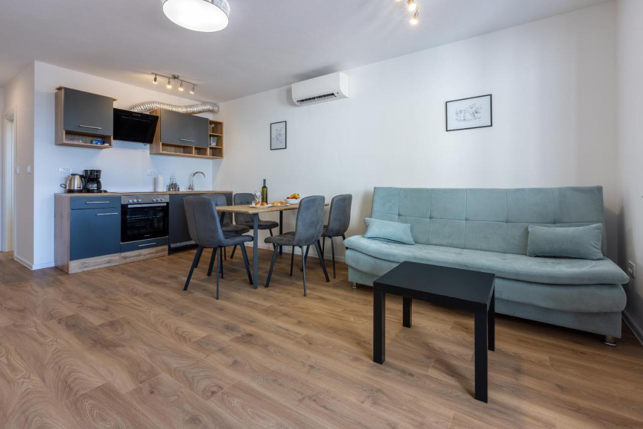 Luxury Apartments Lovorka 3 & 4***/**** Селце Екстериор снимка